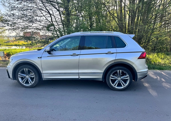 Volkswagen Tiguan cena 103000 przebieg: 92000, rok produkcji 2016 z Pleszew małe 92